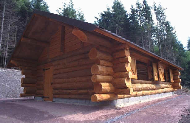 28_cabin_complete.jpg (110492 bytes)